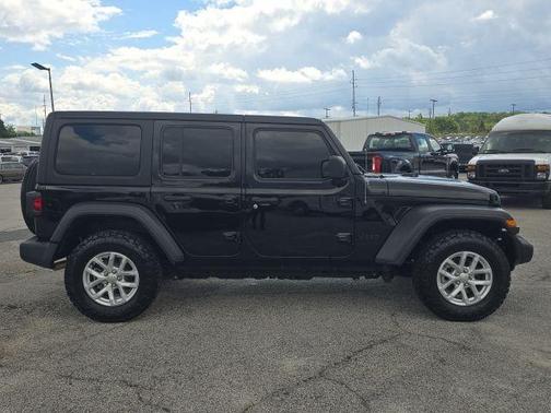 2023 Jeep Wrangler Sport
