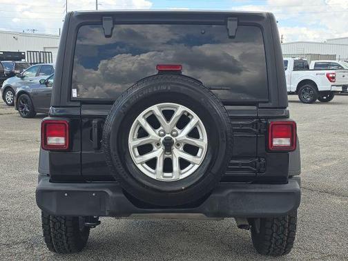 2023 Jeep Wrangler Sport