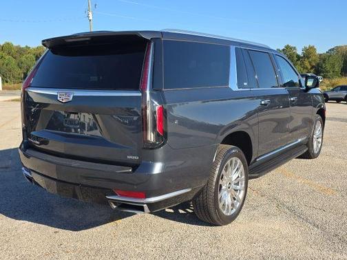 2021 Cadillac Escalade ESV Premium Luxury
