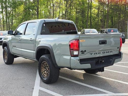 2022 Toyota Tacoma SR5