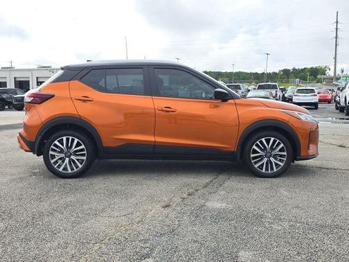 2024 Nissan Kicks SV