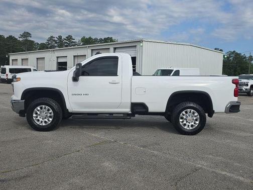 2024 Chevrolet Silverado 3500 LT