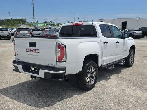 2022 GMC Canyon AT4 w/Cloth