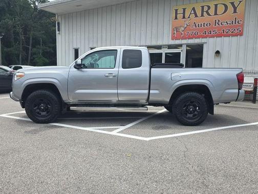 2019 Toyota Tacoma SR