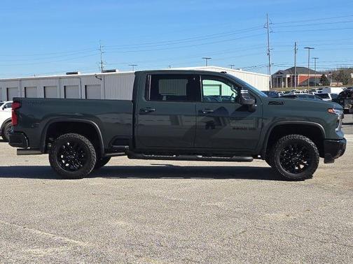 2025 Chevrolet Silverado 3500 LTZ