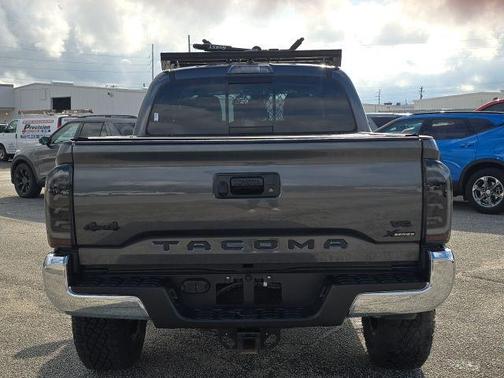 2021 Toyota Tacoma 