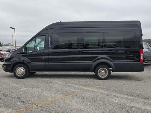 2025 Ford Transit-350 XLT