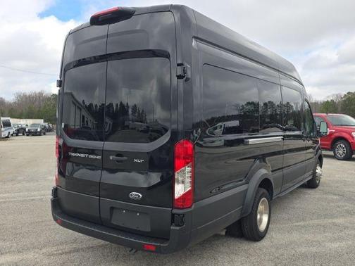 2025 Ford Transit-350 XLT