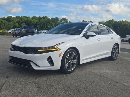 2023 Kia K5 EX