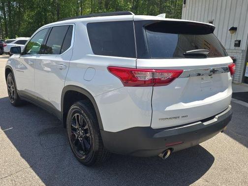 2021 Chevrolet Traverse LT Cloth