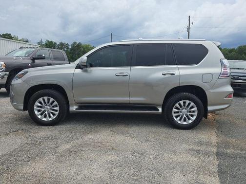 2023 Lexus GX 460 Base