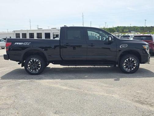 2024 Nissan Titan XD PRO-4X