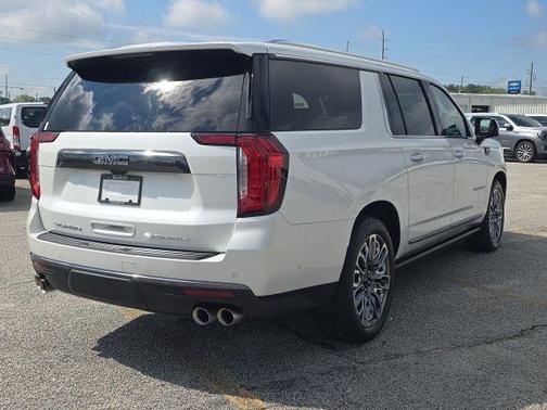 2024 GMC Yukon XL Denali Ultimate