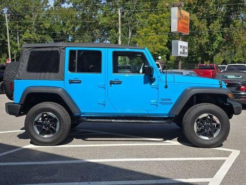2017 Jeep Wrangler Unlimited Sport
