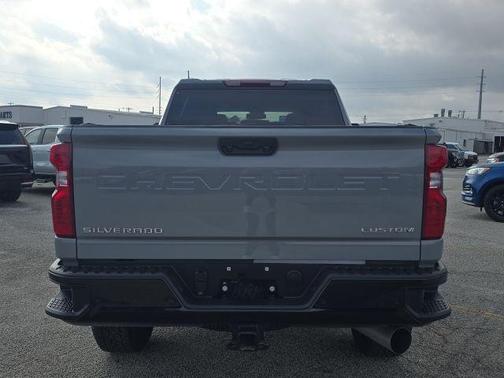 2025 Chevrolet Silverado 2500 Custom