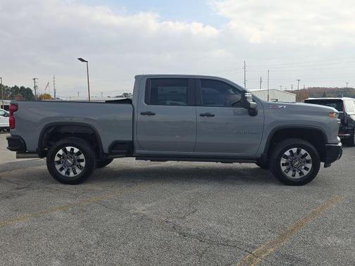 2025 Chevrolet Silverado 2500 Custom