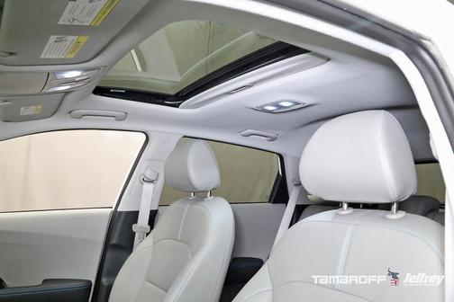 2022 Kia Niro EX Premium