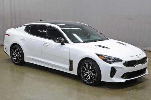 2023 Kia Stinger GT-Line