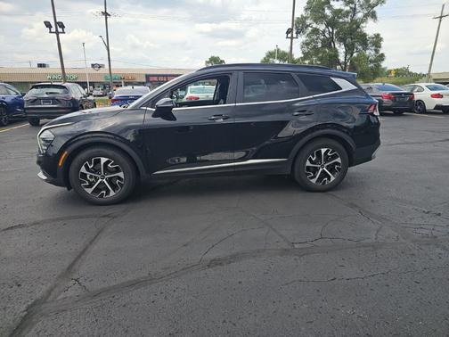 Ebony Black 2025 Kia Sportage EX