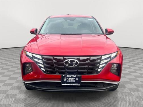 2023 Hyundai TUCSON SE