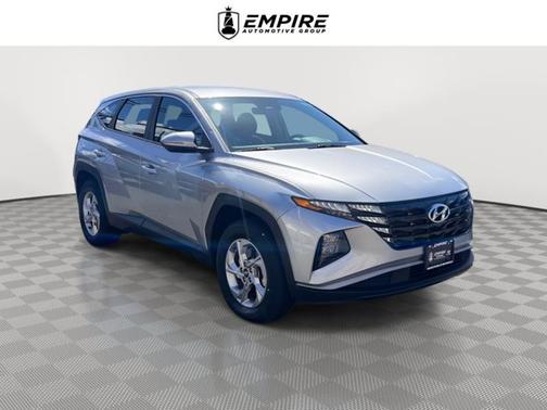 2022 Hyundai TUCSON SE