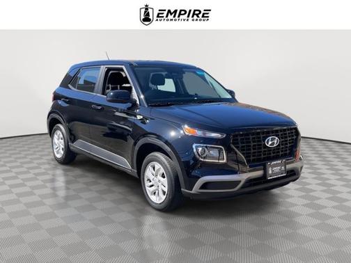 2023 Hyundai VENUE SE