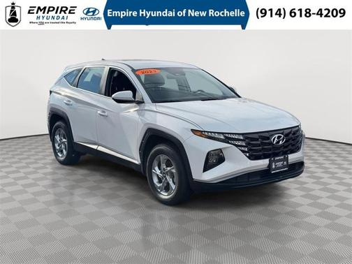 2023 Hyundai TUCSON SE