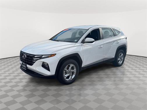 2023 Hyundai TUCSON SE