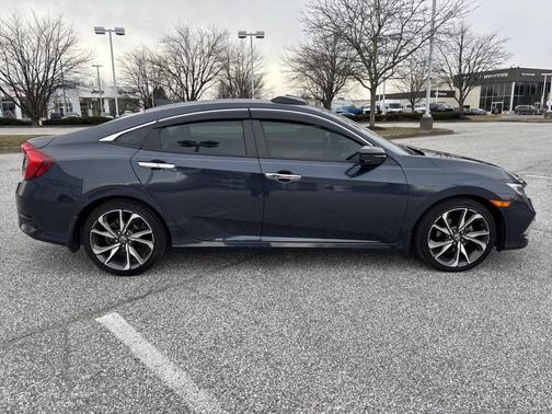 2020 Honda Civic Touring