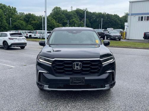 Crystal Black Pearl 2023 Honda Pilot AWD EX-L 7 Passenger