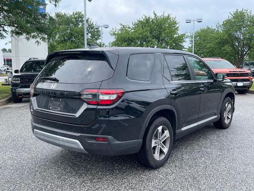 Crystal Black Pearl 2023 Honda Pilot AWD EX-L 7 Passenger