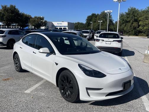 2022 Tesla Model 3 Standard Range