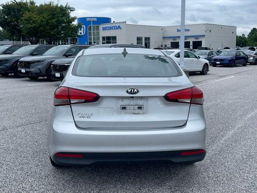 Silky Silver 2018 Kia Forte LX