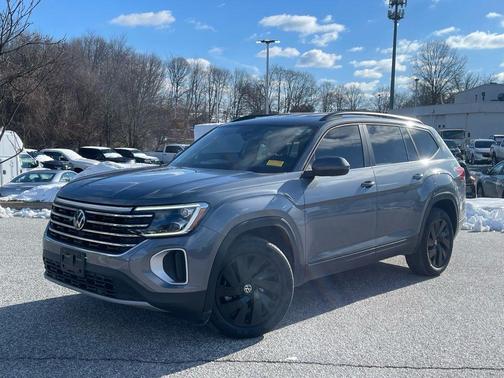 2024 Volkswagen Atlas 2.0T SE w/Technology 4MOTION