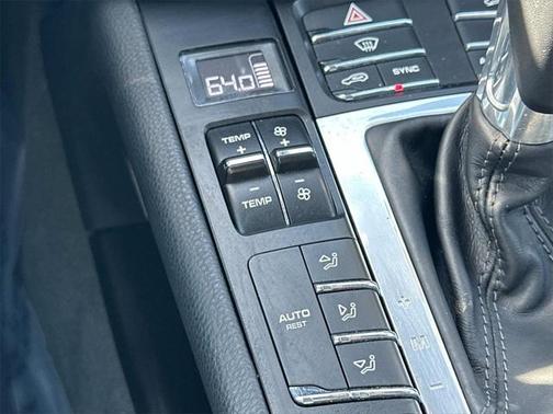 2018 Porsche Macan Base