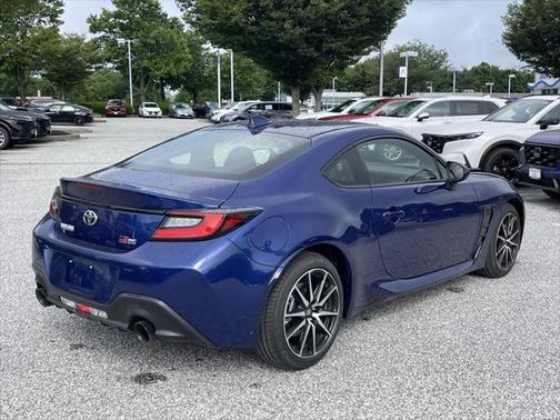 2025 Toyota GR86 Base