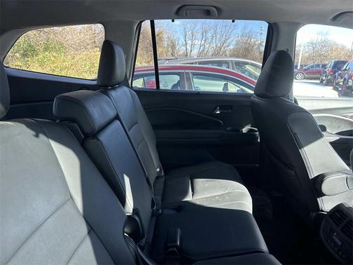 2022 Honda Pilot AWD Special Edition