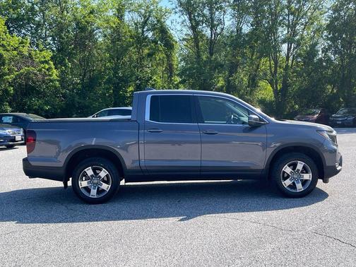 Grey 2025 Honda Ridgeline RTL