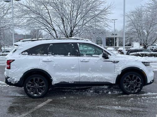 2023 Kia Sorento SX