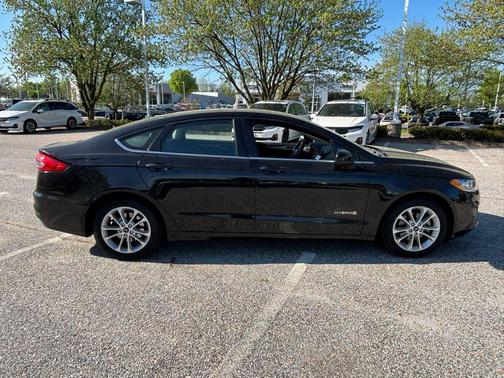 AGATE BLACK 2019 Ford Fusion Hybrid SE