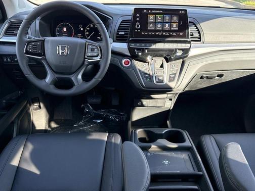 Platinum White Pearl 2026 Honda Odyssey EX-L