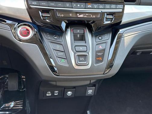 2025 Honda Odyssey Touring