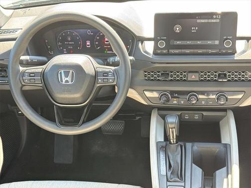 2025 Honda Accord LX 1.5T