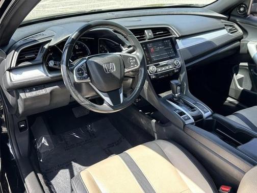 2017 Honda Civic Touring