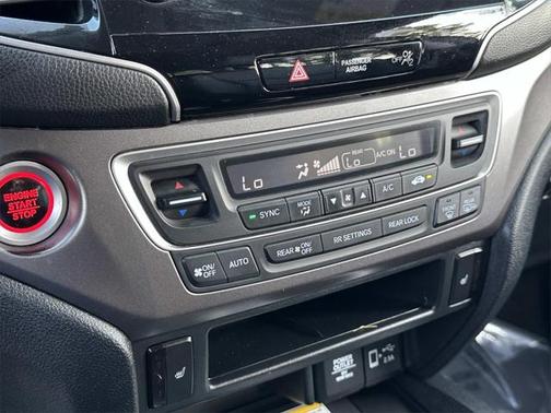 2022 Honda Pilot AWD Special Edition