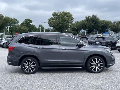2019 Honda Pilot Touring 8-Passenger