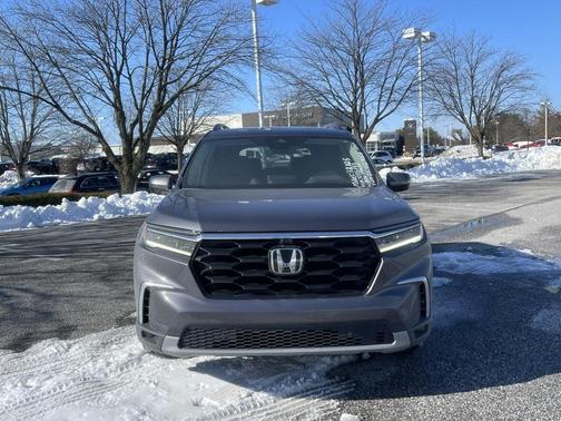 2023 Honda Pilot AWD Elite