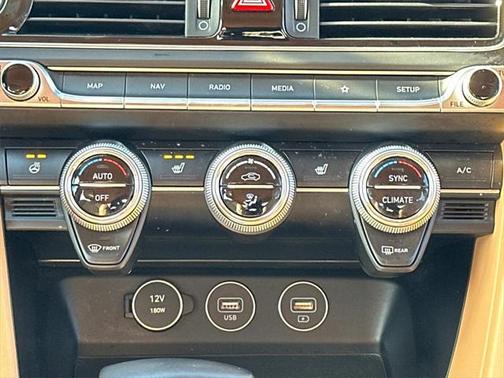 2022 Genesis G70 3.3T AWD