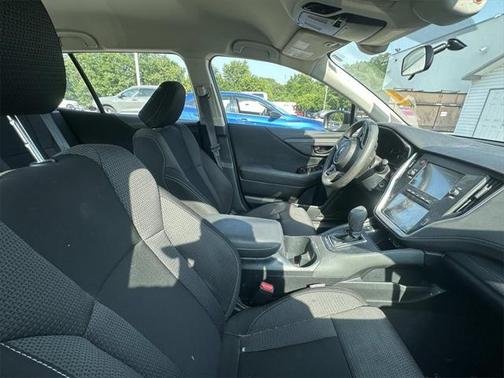 2022 Subaru Outback Base
