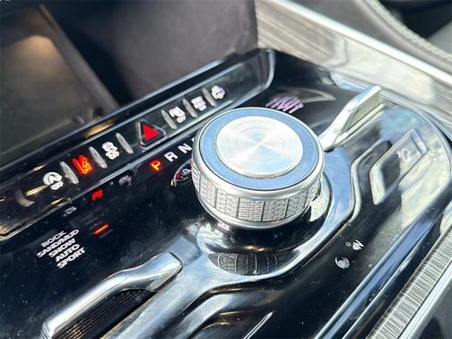 2022 Jeep Wagoneer Series III 4x4